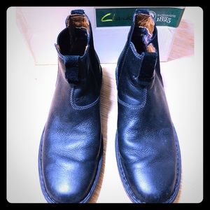 Clark’s Stratton Hi Black Leather Chelsea Boots
